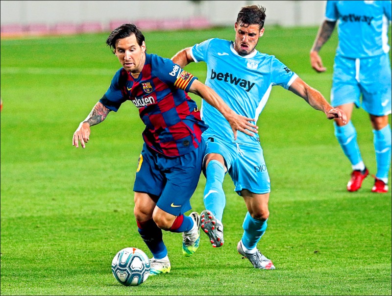 奥古斯托：蒂特是我经历过的最伟大教练，他能防守也能进攻